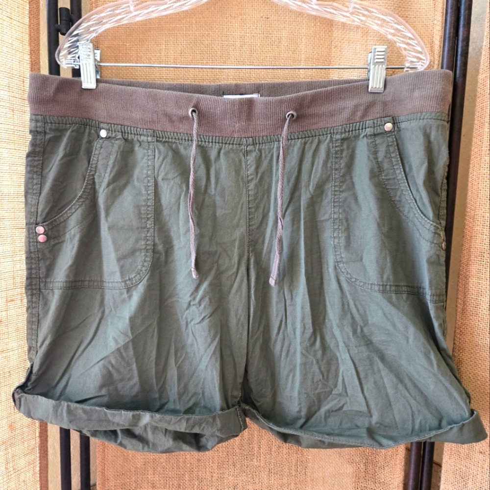 Women's Dash Olive Green Women's Shorts Size 1X